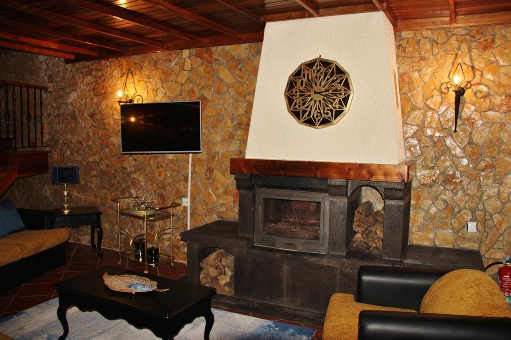 Villa Rib'S House à Praia da Vitória Extérieur photo